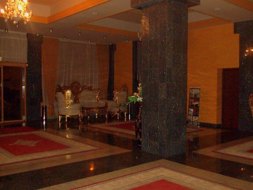 Hotel Ambassador Baia Mare Extérieur photo
